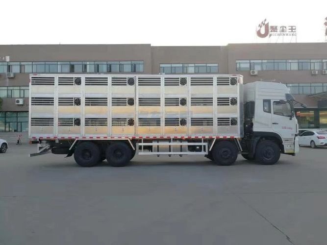 天龍畜禽運輸車圖片與功能詳解